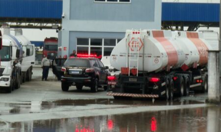 Governo fiscalizou 1,1 mil postos de combustíveis para evitar abusos Governo fiscalizou 1,1 mil postos de combustíveis para evitar abusos 10