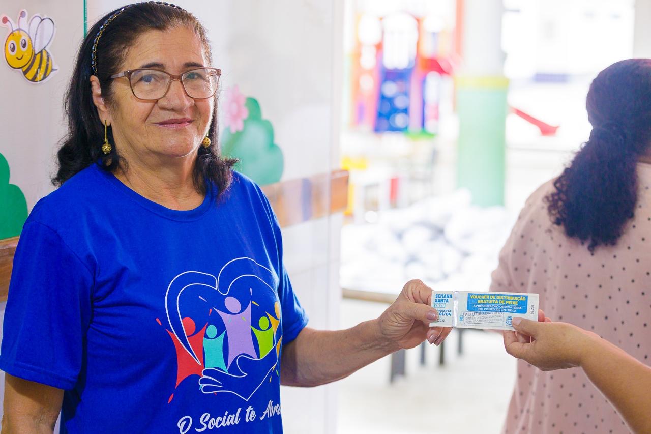 Prefeitura de Eunápolis distribui 20 toneladas de peixe para famílias em situação de vulnerabilidade 5