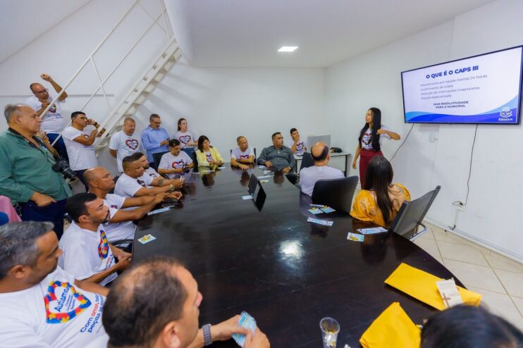 Eunápolis amplia rede de cuidado com ações do Abril Azul, nova van do TFD e anúncio de CER III e CAPS III 12