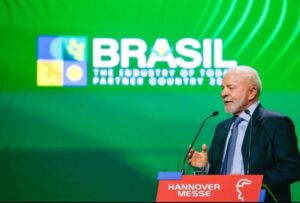 Lula sobe o tom e diz que Brasil ‘cansou de ser tratado como país pequeno’ 117