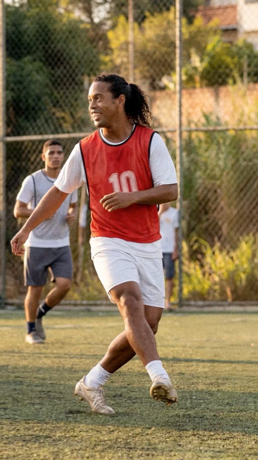 Itaipava convoca Ronaldinho Gaúcho para ser embaixador da marca e revela o “segredo” de seu passe mais icônico 4