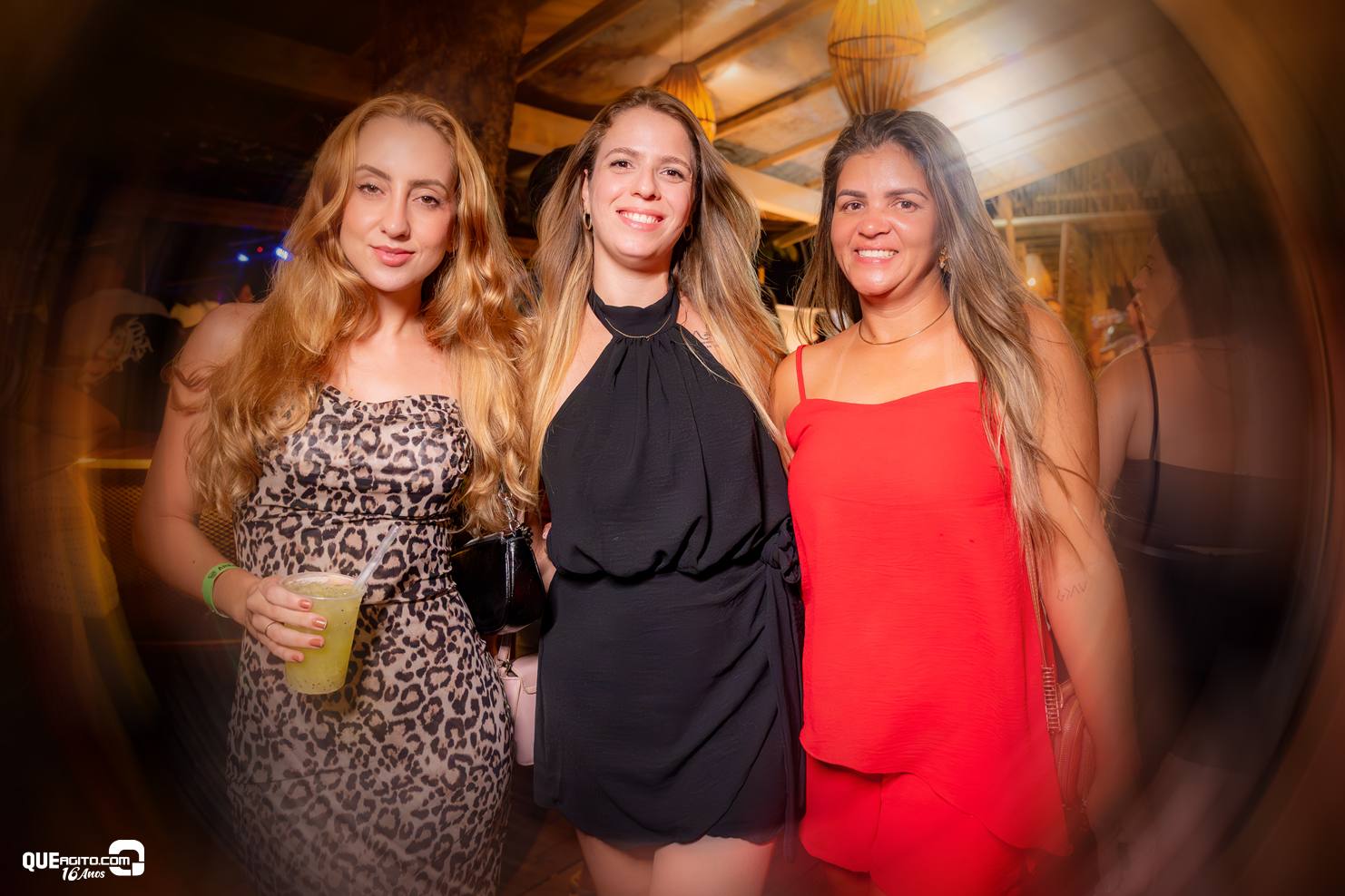 Santo Luau estreia com sucesso na Cabana Área Beach em Porto Seguro 14
