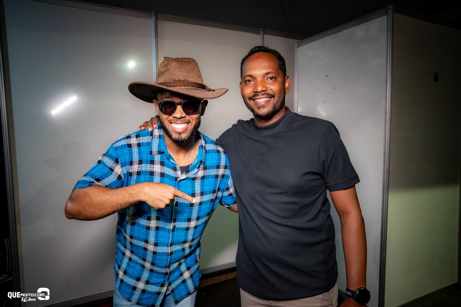 Vitor Fernandes e Netto Britto fecham com chave de ouro a Micareta de Itagimirim 2026 8