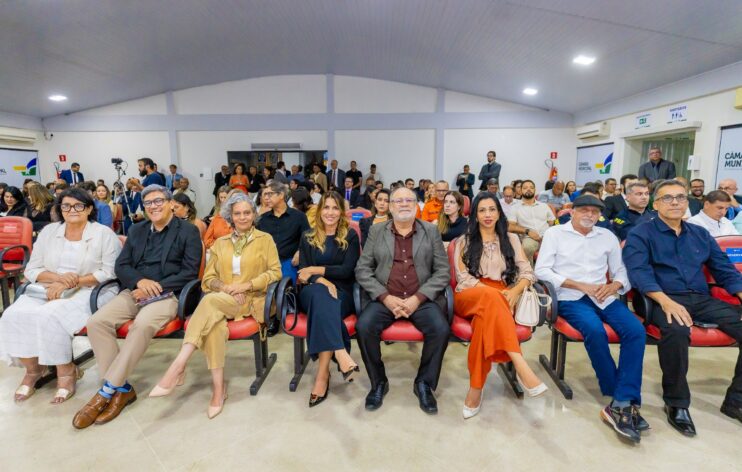 Prefeitura de Eunápolis destaca parceria com o MPBA durante cerimônia de instalação da PGJ Itinerante 12