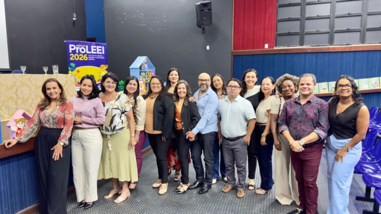 Prefeitura de Eunápolis lança programas Bahia Alfabetizada e Proleei para ampliar alfabetização de crianças e adultos 13