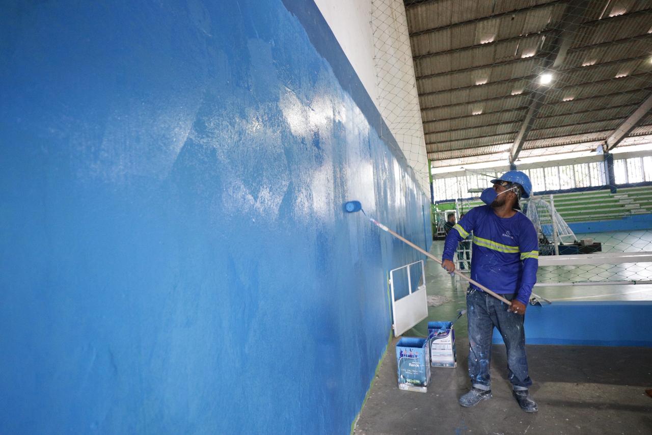 Prefeitura de Eunápolis reestrutura o Ginásio Antônio Carlos Magalhães, no Centauro 9