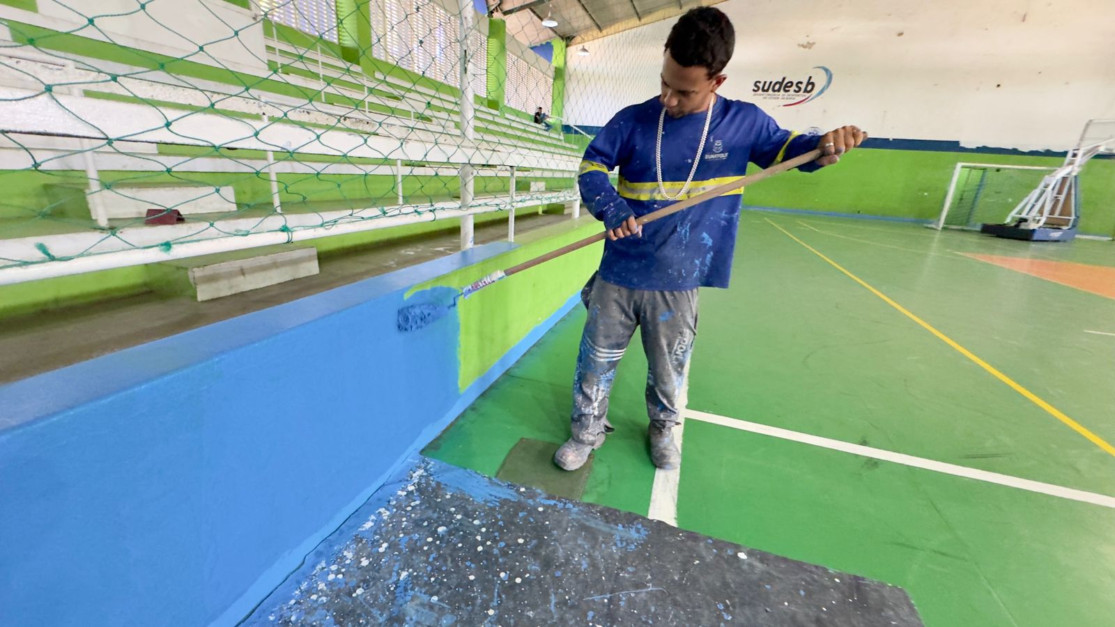 Prefeitura de Eunápolis reestrutura o Ginásio Antônio Carlos Magalhães, no Centauro 7