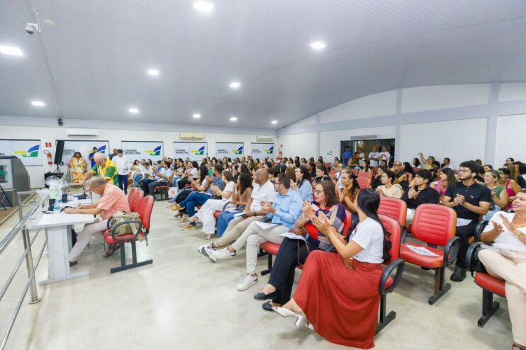 Prefeitura de Eunápolis realizou 1º Simpósio do Autismo e fortalece políticas públicas com mobilização de profissionais 19