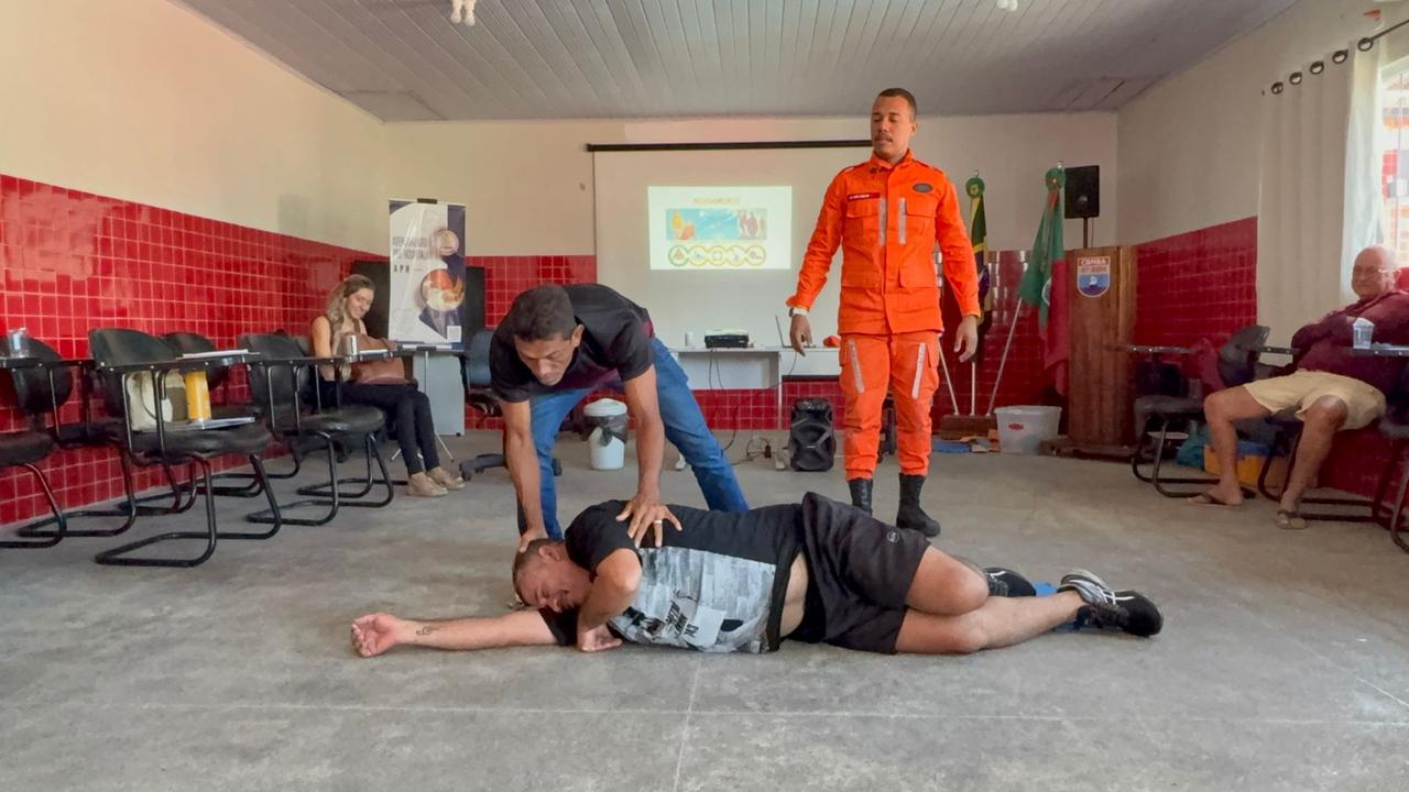 Capacitação em primeiros socorros reforça segurança no Parque Marinho do Recife de Fora 7
