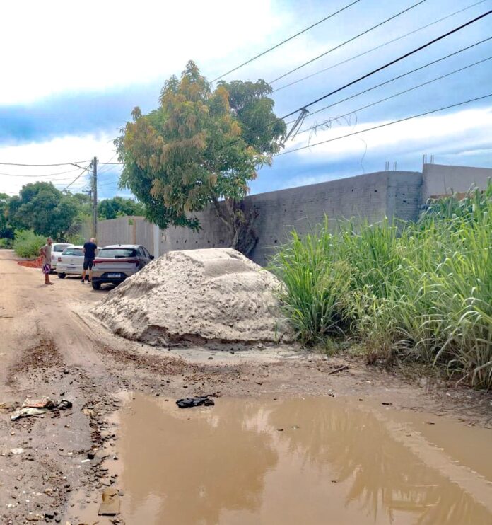 SEDUR intensifica fiscalização em obras do município e amplia ações para combate ao descarte irregular 11