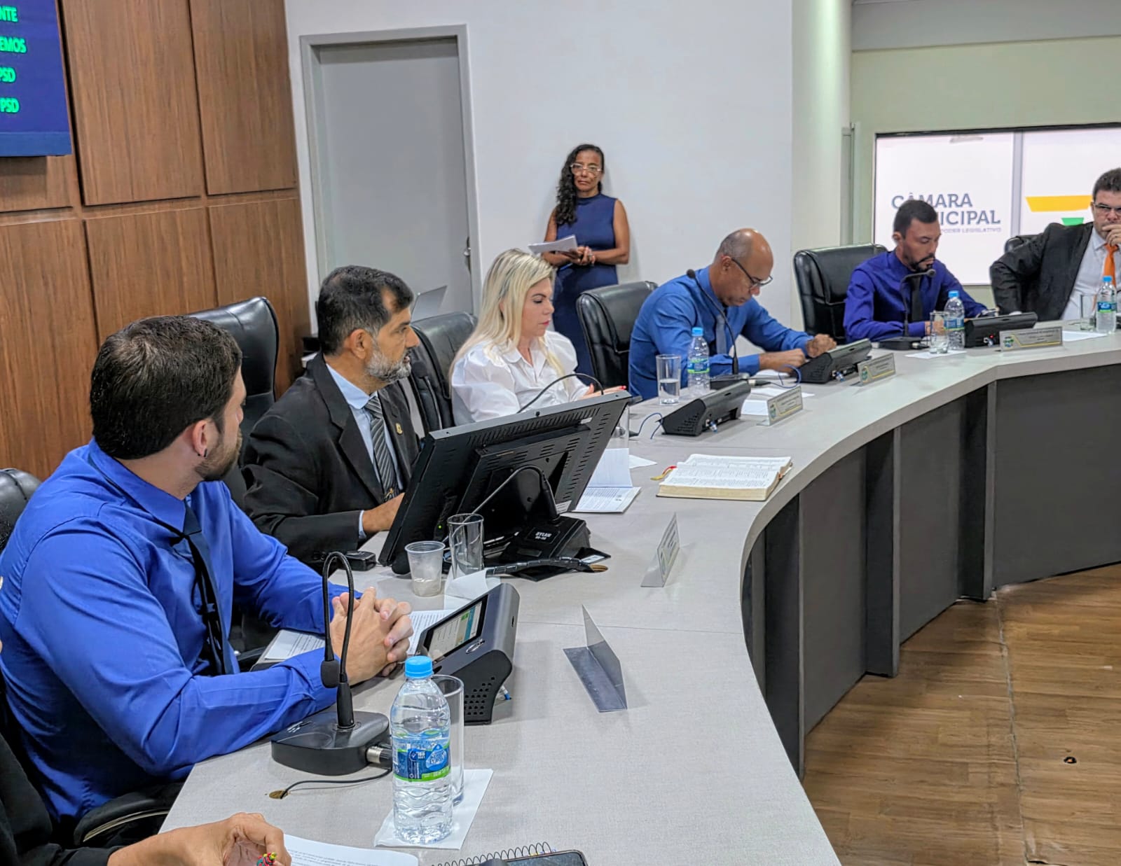 Aprovado em segunda votação Projeto de Lei de Regência de Classe para Professores em Eunápolis 5