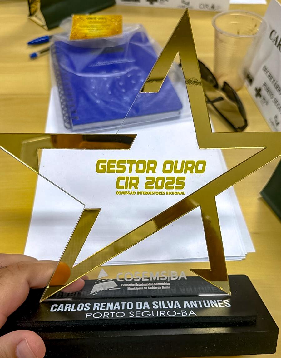 Secretário de Saúde de Porto Seguro recebe Prêmio Gestor de Ouro 6