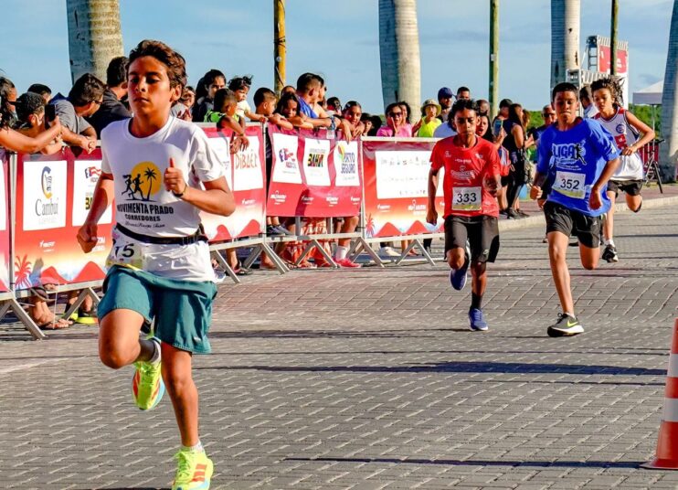 Corridinha Kids do Descobrimento reúne centenas de crianças na Passarela da Cultura 10