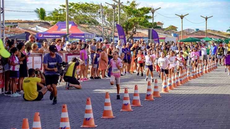 Corridinha Kids do Descobrimento reúne centenas de crianças na Passarela da Cultura 15