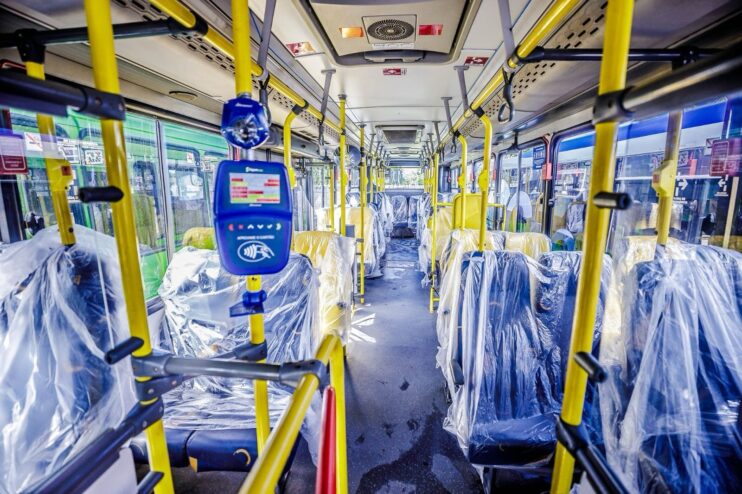 Prefeitura de Eunápolis retoma transporte coletivo com nova frota, passagem a 3 reais e tecnologia inédita 37
