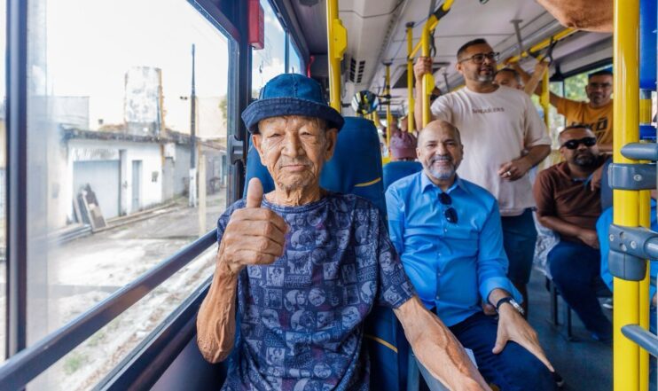 Prefeitura de Eunápolis retoma transporte coletivo com nova frota, passagem a 3 reais e tecnologia inédita 38
