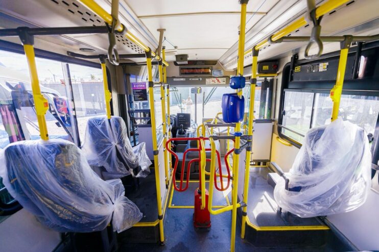 Prefeitura de Eunápolis retoma transporte coletivo com nova frota, passagem a 3 reais e tecnologia inédita 35