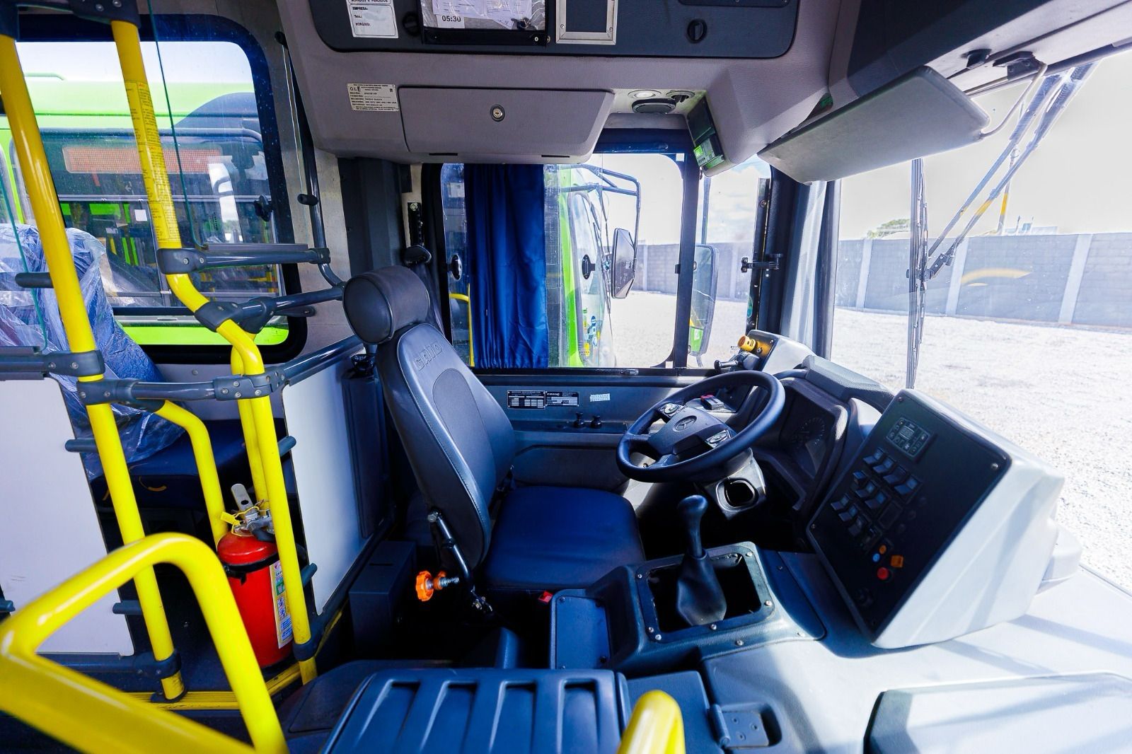 Prefeitura de Eunápolis retoma transporte coletivo com nova frota, passagem a 3 reais e tecnologia inédita 9