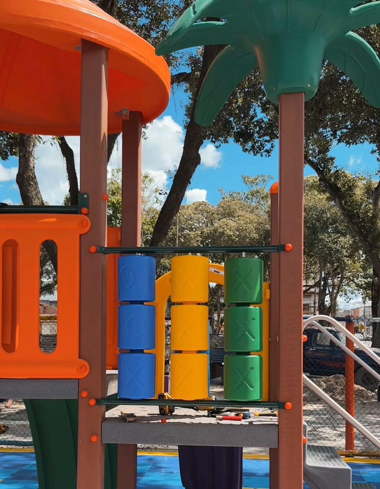 Prefeitura de Eunápolis investe na revitalização das Praças do Pequi e Parque da Renovação 5