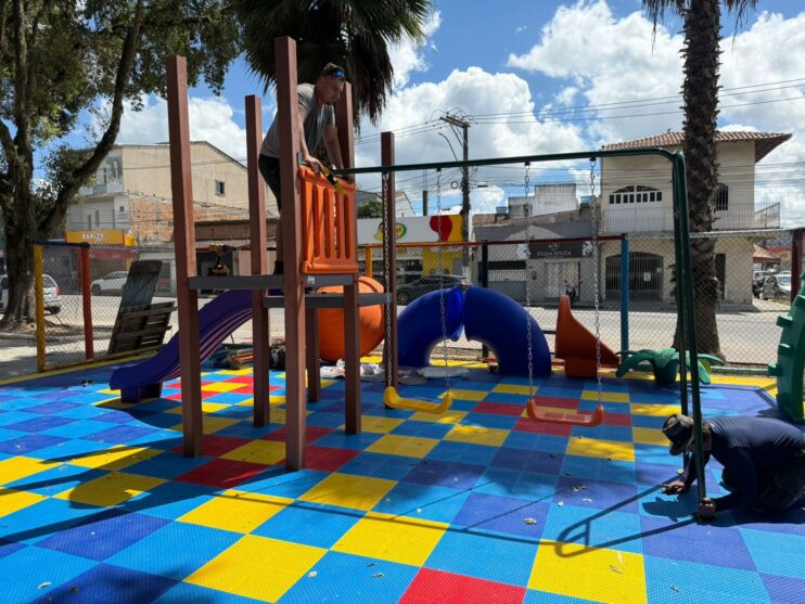 Prefeitura de Eunápolis investe na revitalização das Praças do Pequi e Parque da Renovação 4