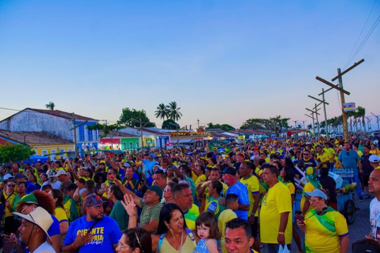 Fé toma ruas de Porto Seguro marcando 526 anos do Brasil com Marcha do Resgate e show da Banda Manancial 29