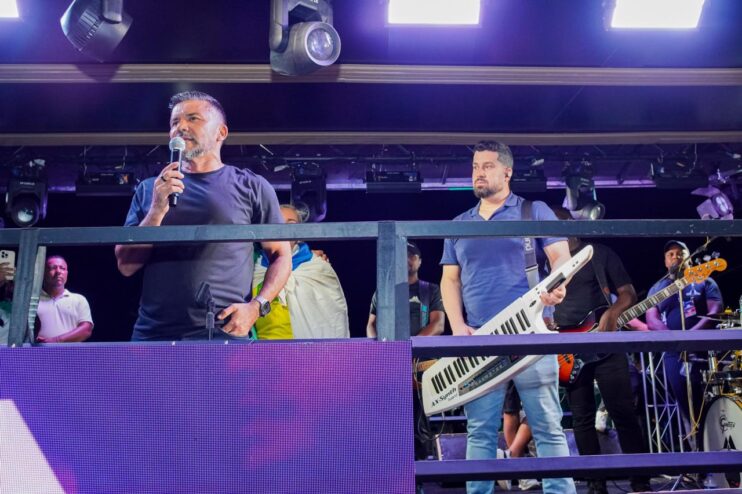 Fé toma ruas de Porto Seguro marcando 526 anos do Brasil com Marcha do Resgate e show da Banda Manancial 13