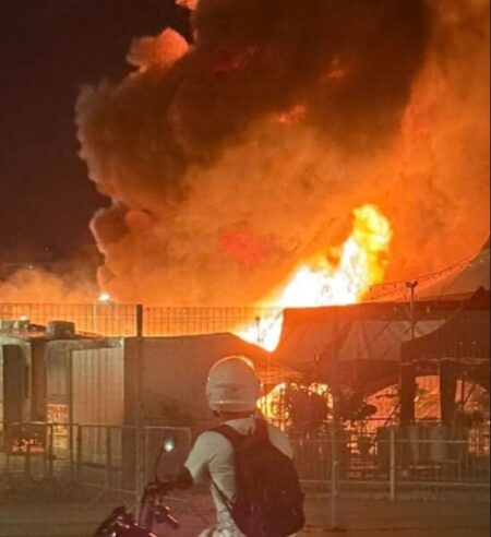 Circo do Tirullipa é atingido por incêndio e tem estrutura destruída 125