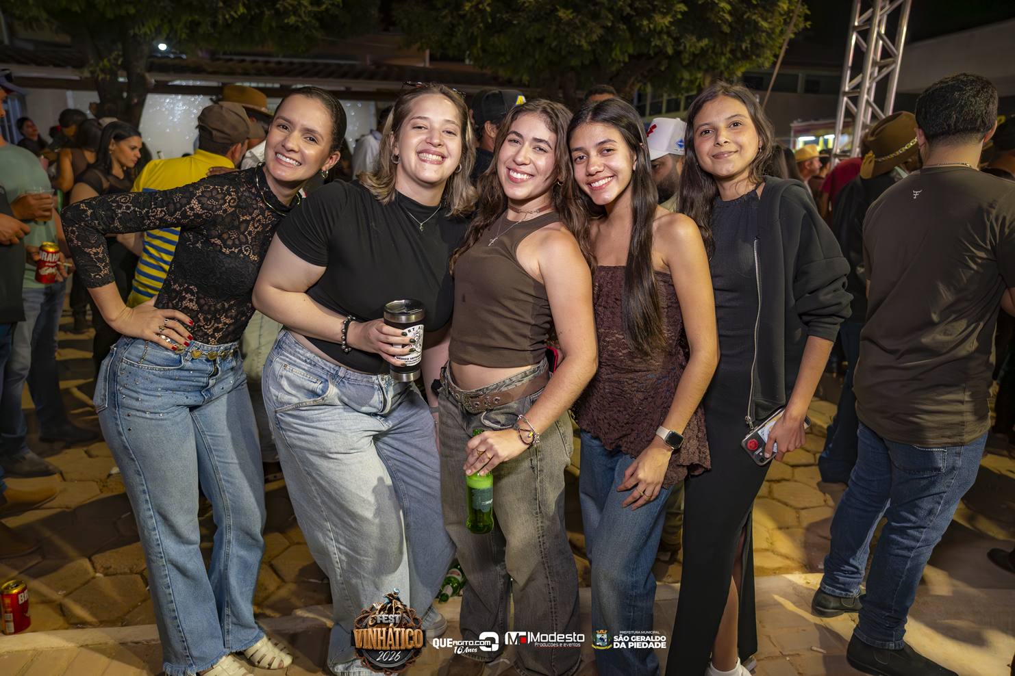 Guilherme Silva encerra o Fest Vinhático 2026 em grande estilo no distrito do Vinhático 5