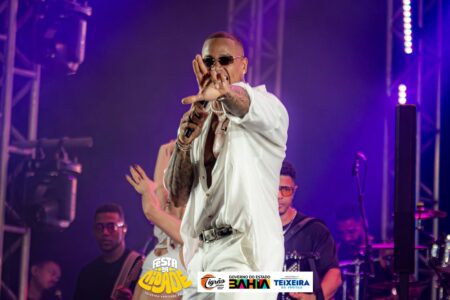 Última noite do Teixeira Festival 2026 é marcada por show histórico de Léo Santana 1009