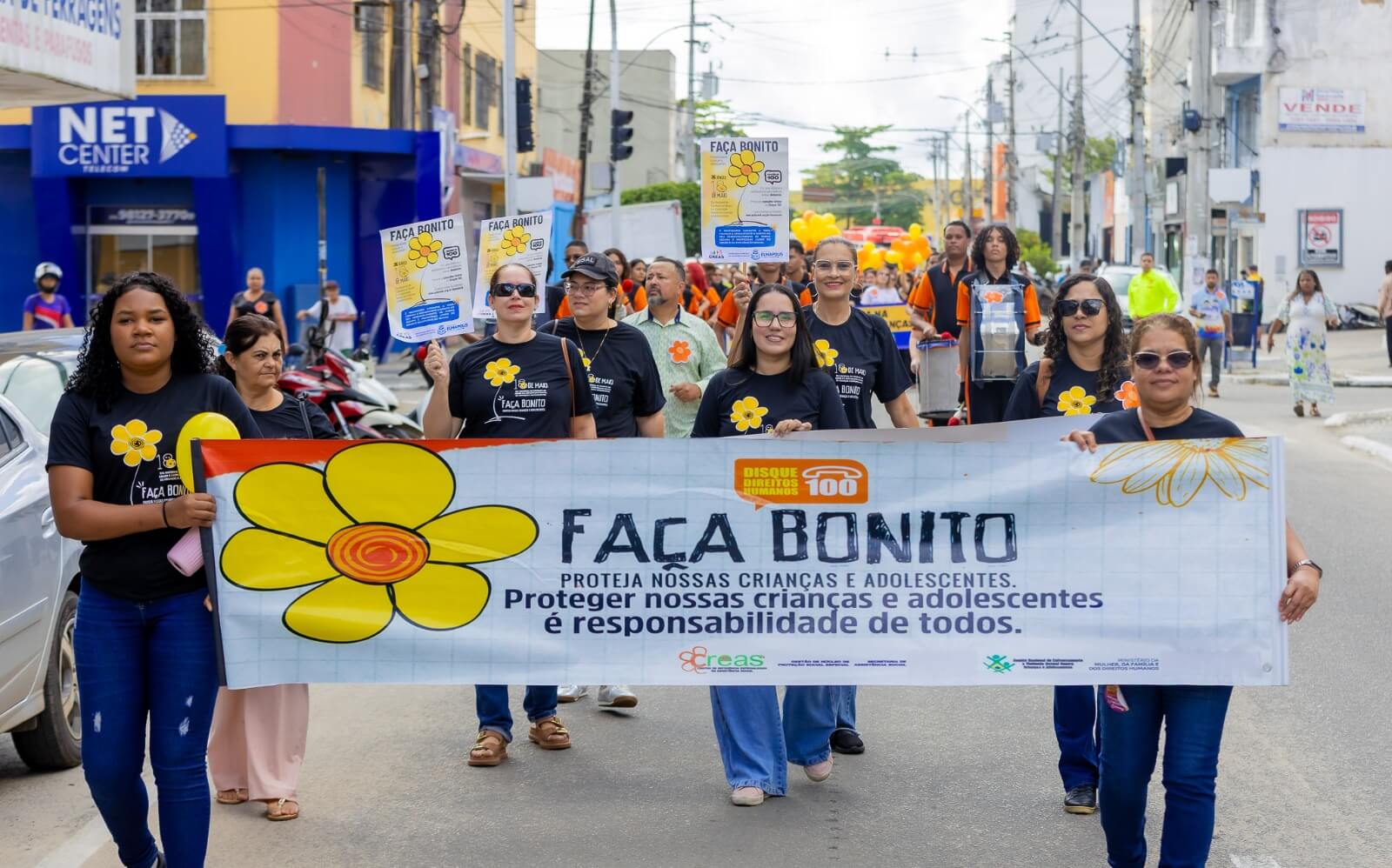 Eunápolis une forças em caminhada de Combate ao Abuso e à Exploração Sexual de Crianças e Adolescentes 6