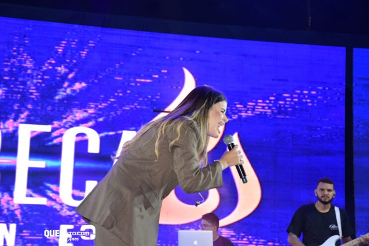 Eunápolis celebra 38 anos com grande noite gospel e show marcante de Valesca Mayssa 49
