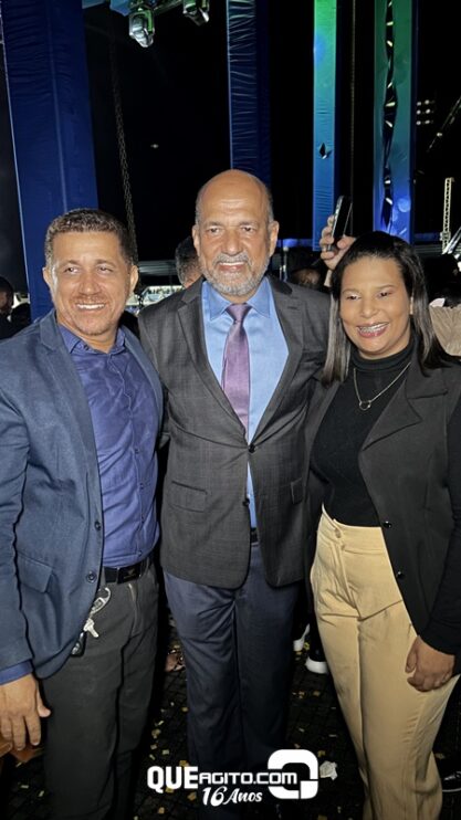 Eunápolis celebra 38 anos com grande noite gospel e show marcante de Valesca Mayssa 102