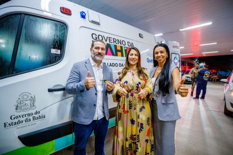 Prefeitura de Eunápolis recebe equipamentos e veículos para fortalecer a rede municipal de saúde 19