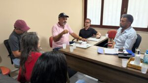 TRANSPORTE UNIVERSITÁRIO: Prefeitura de Porto Seguro dialoga com entidades e abre cadastro para estudantes até 15 de maio 1