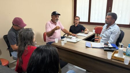 TRANSPORTE UNIVERSITÁRIO: Prefeitura de Porto Seguro dialoga com entidades e abre cadastro para estudantes até 15 de maio 15