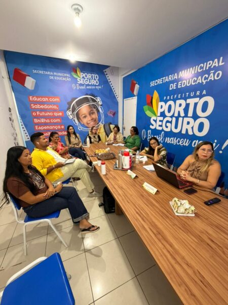 Semana da EJA faz mobilização para ampliar acesso à escola 125