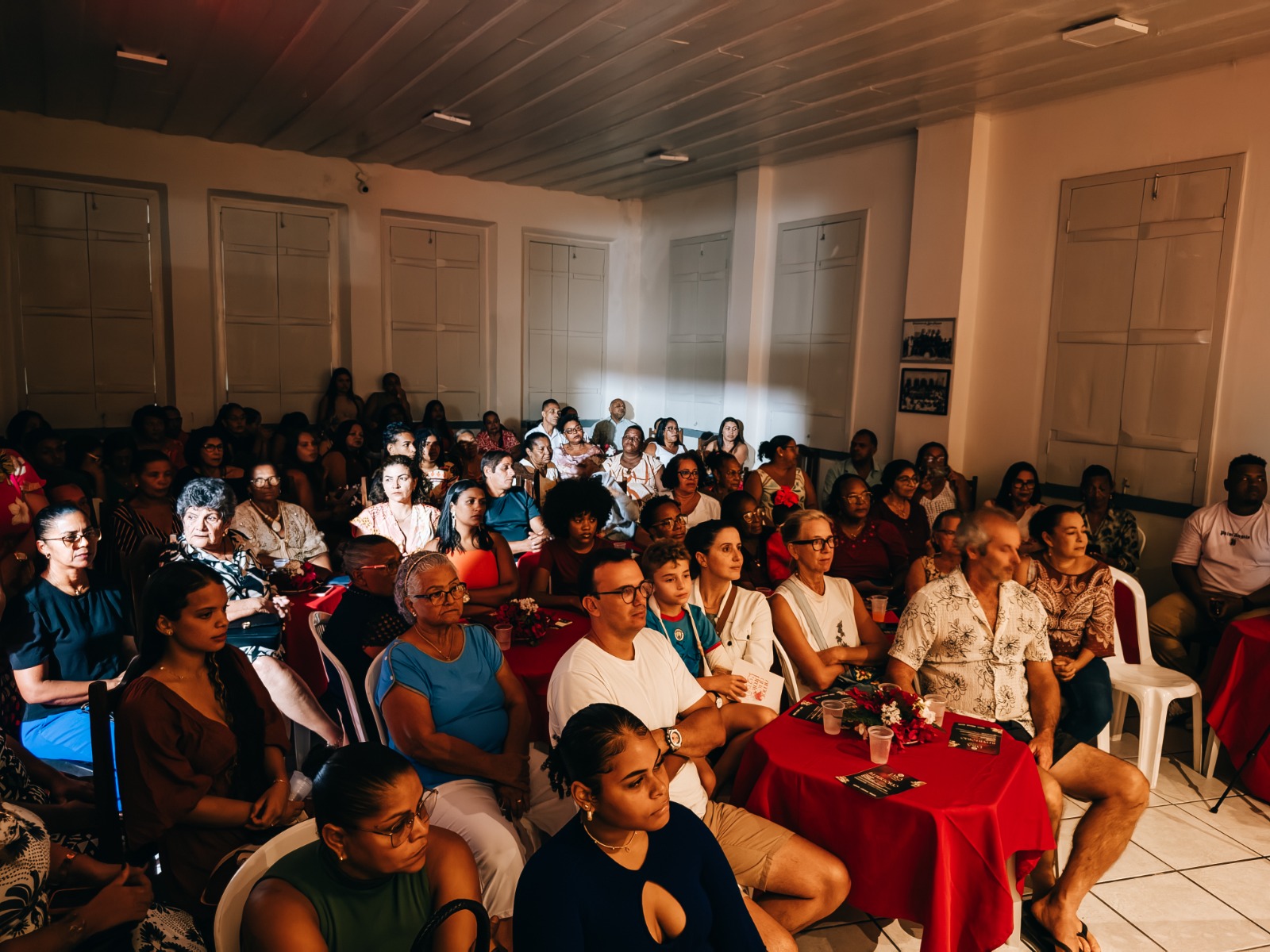 🎶 Filarmônica Lyra Popular emociona público em concerto especial de Dia das Mães em Belmonte 5