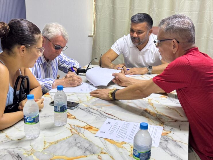 Fechado acordo para a construção de uma marina em Porto Seguro 10