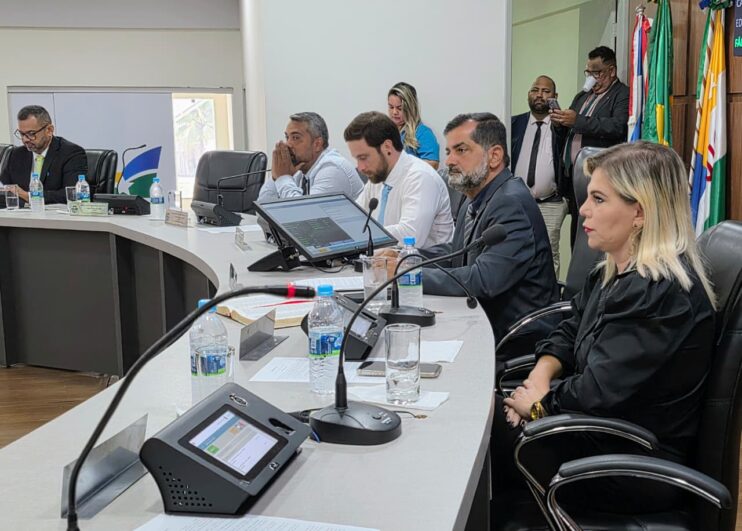 ACESSIBILIDADE: Vereadores querem padronização de calçadas e distribuição de kit escolar 4