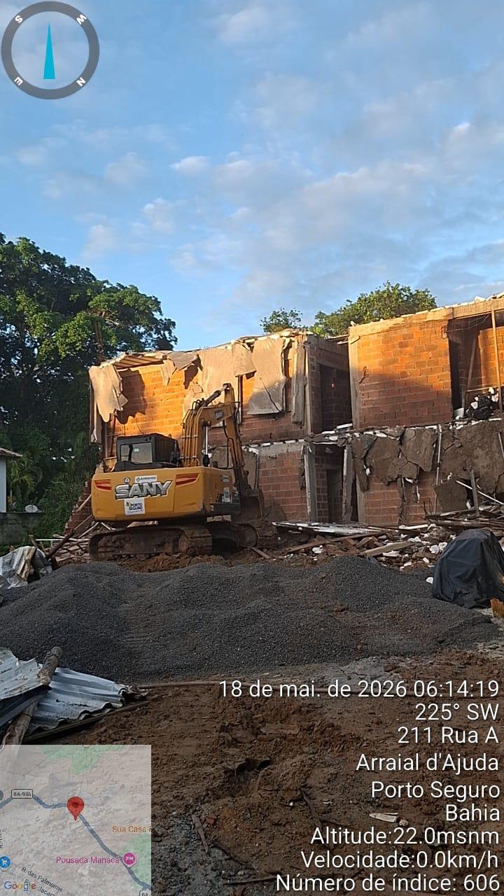 Prefeitura de Porto Seguro realiza demolição de obra irregular em Arraial d’Ajuda 4