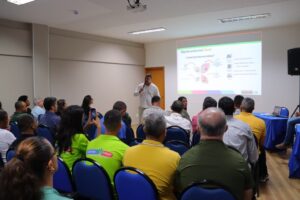 Cooperativas baianas ampliam diálogo com setor de biocombustíveis em oficina promovida pelo Governo da Bahia Cooperativas baianas ampliam diálogo com setor de biocombustíveis em oficina promovida pelo Governo da Bahia 1