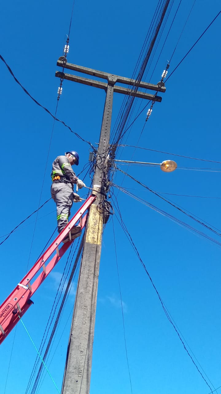 Patrolamento de vias e modernização da iluminação pública chegam à comunidade de Sapirara 6