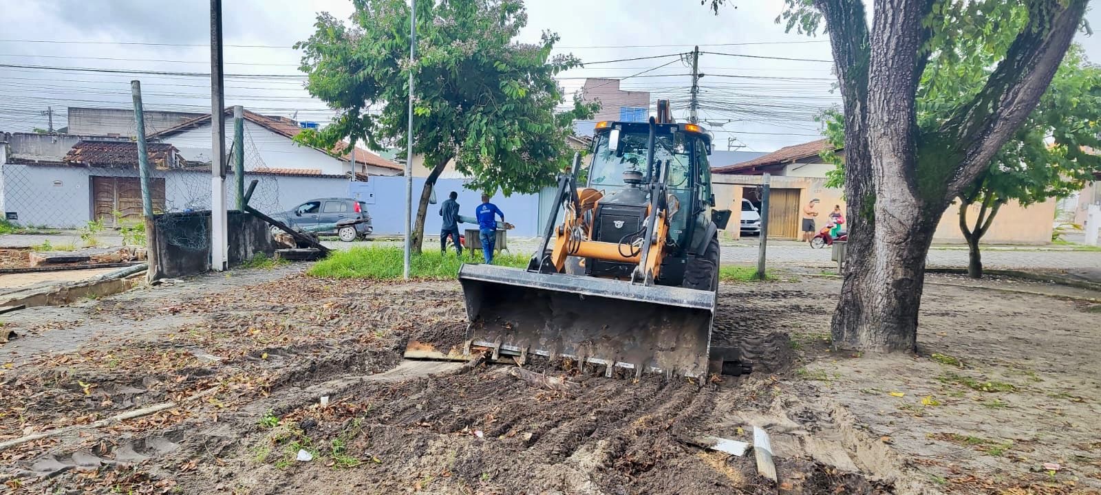 Prefeitura de Eunápolis inicia reforma da Praça do Colibri, no Gusmão 5