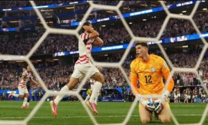 EUA estreia na Copa do Mundo com goleada sobre o Paraguai: 4x1 2