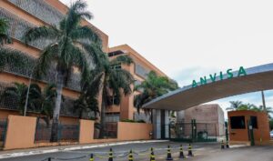 Anvisa aprova novo medicamento oral para câncer de mama Anvisa aprova novo medicamento oral para câncer de mama 3