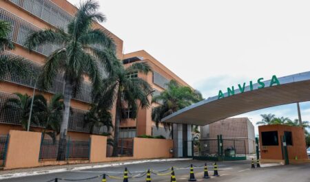 Anvisa aprova novo medicamento oral para câncer de mama Anvisa aprova novo medicamento oral para câncer de mama 5