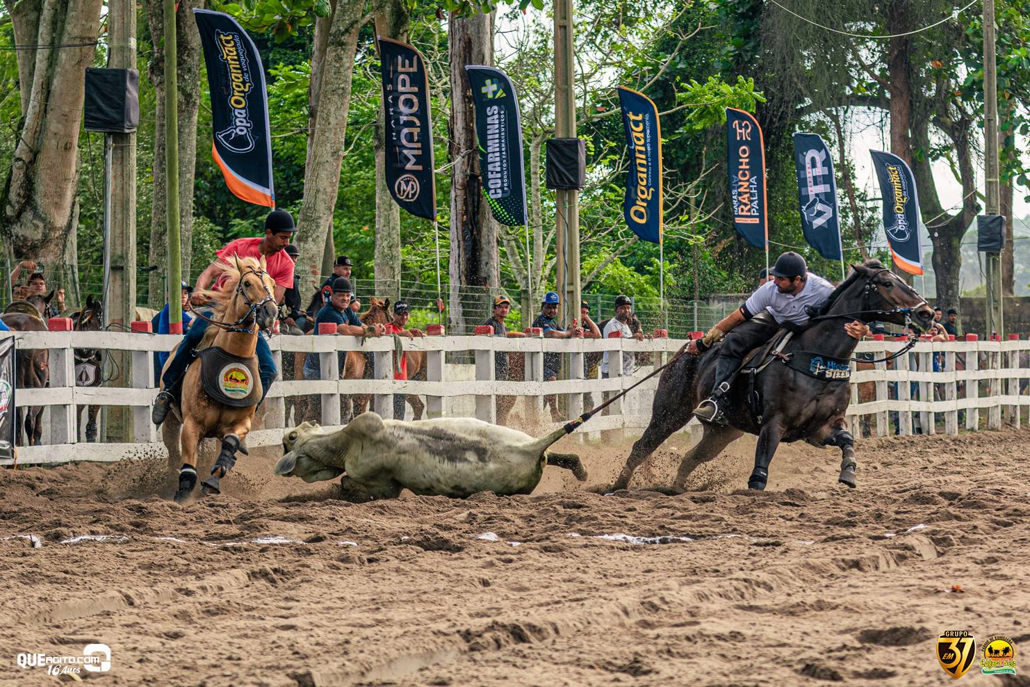 Grupo 3 em 1 abre nova fase da Vaquejada do Parque Edgard Neto 8