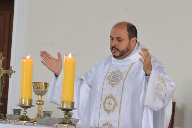 Procissão e missas reúnem fiéis em celebração de Corpus Christi em Porto Seguro 23