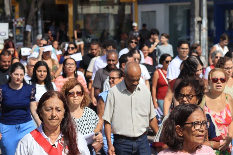 Procissão e missas reúnem fiéis em celebração de Corpus Christi em Porto Seguro 18