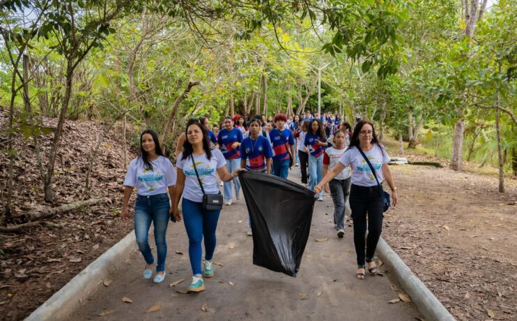 Prefeitura de Eunápolis celebrou o Dia Mundial do Meio Ambiente com ação no Parque Gravatá e participação de estudantes 33